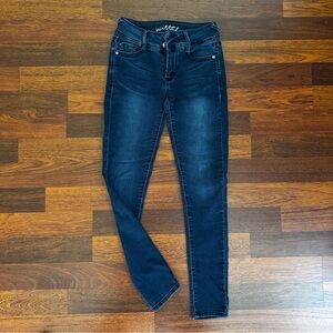 Women's Blue Jeans Wall Flower SZ 3